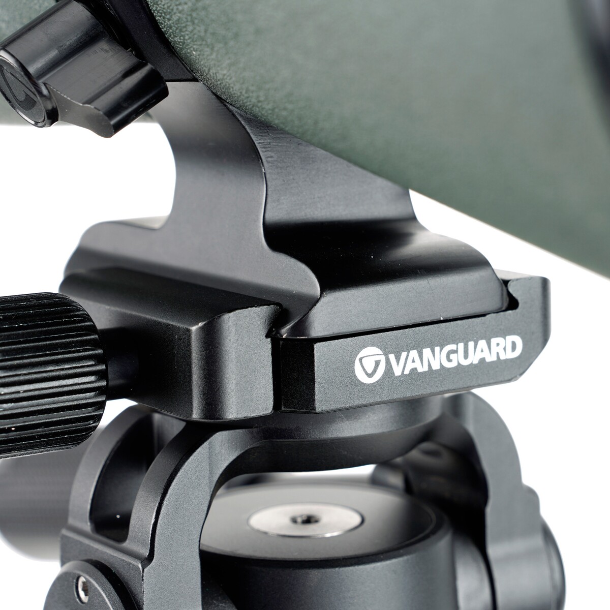Spektiv 18,7-45x65 VEO HD IV 65A