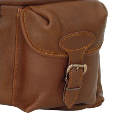 AKAH Rucksack aus Elchleder