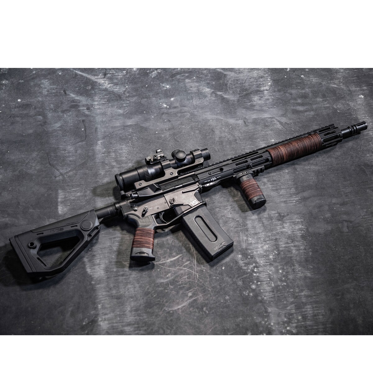 Pistolengriff AR15 Leather Grip – Braun
