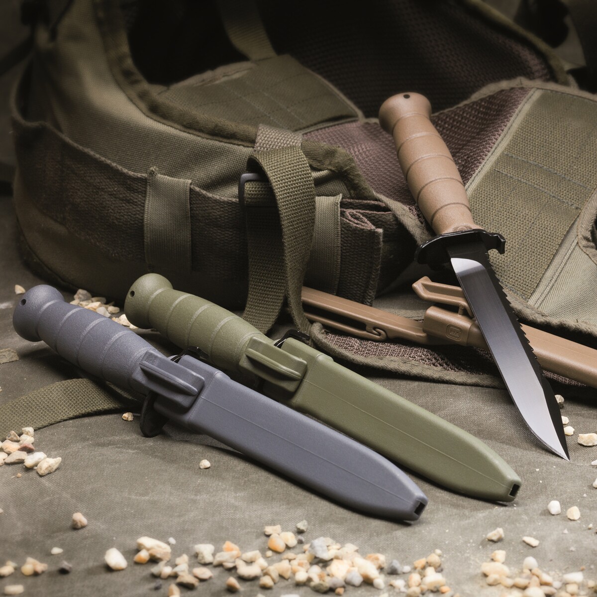 Feldmesser FM81 mit Säge – Battle Field Green